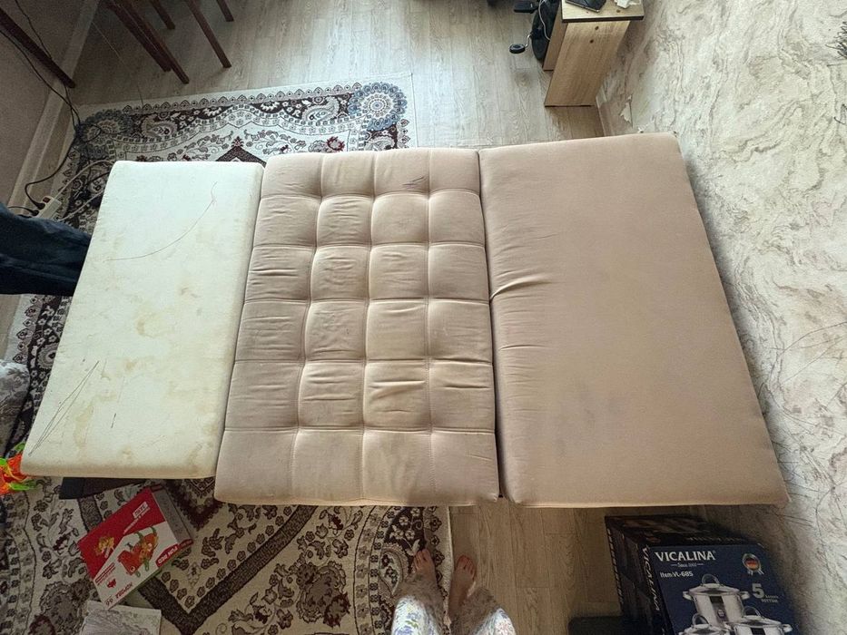 Продам диван за 5000 тг
