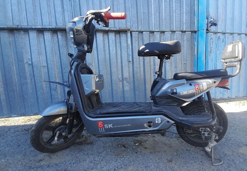 Продам Элекровелик SK8