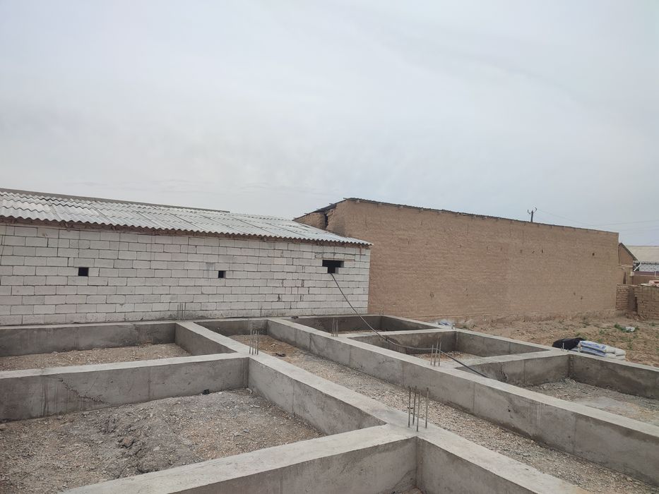 Urajayda dacha sotiladi