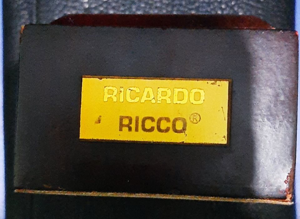 Продам Новый муржкий Запонки, Позолоченный. RICARDO RICCO.