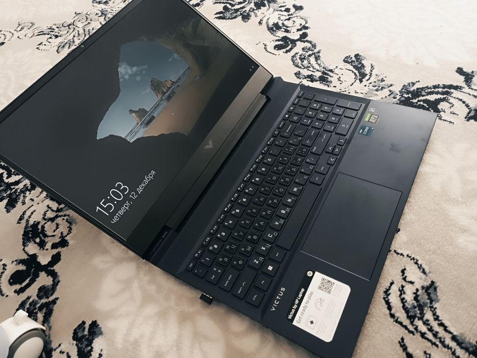 HP VICTUS 16. RTX 3050.