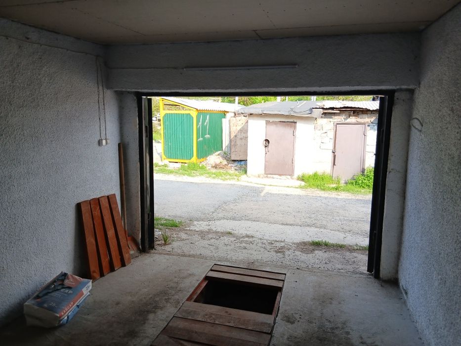 Продаётся гараж.