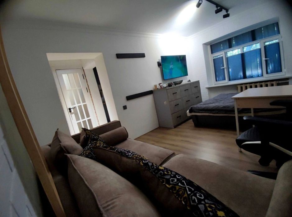 Продаётся 1/1/4 на м-в Ялангач