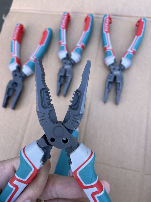 Patent Total Industrial,  8 functii