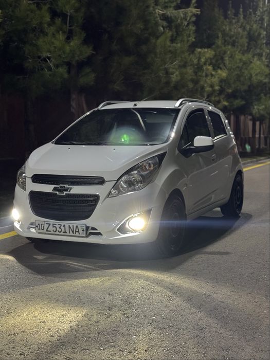 Spark A/T 2015 срочно