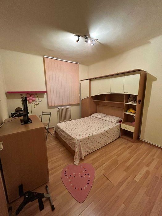 Închiriez apartament in OM 50 m2 parter înalt