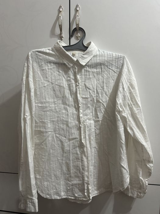 Обычная белая рубашка