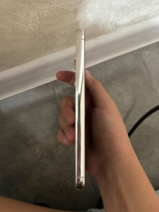 Продаю Samsung s23 в идеале