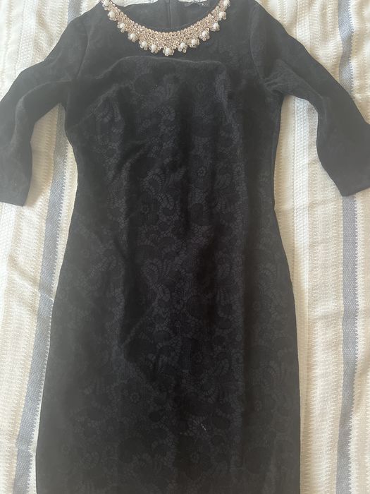 Елегантна дамска рокля