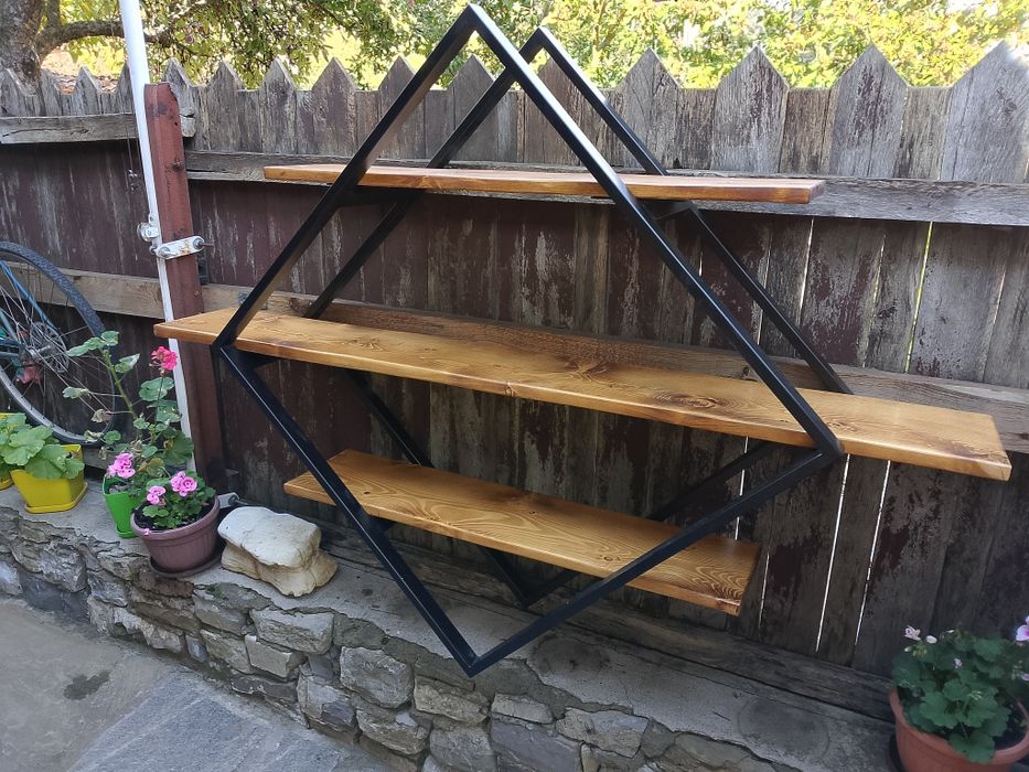 Етажерка за стена