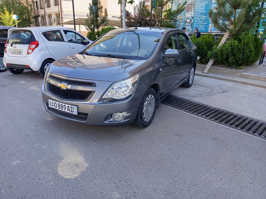 Продается автомобиль кобальт