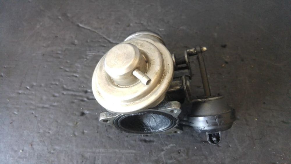 egr 1.4 tdi a2 8z  skoda fabia 1 vw polo 9n 045131501c