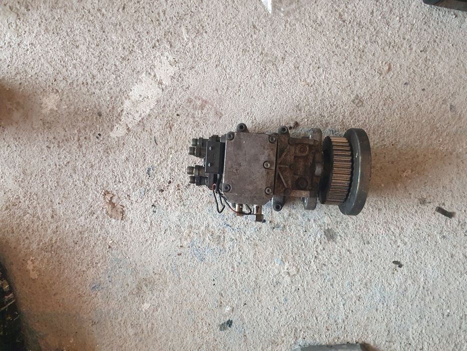 Audi a8 2.5 на части