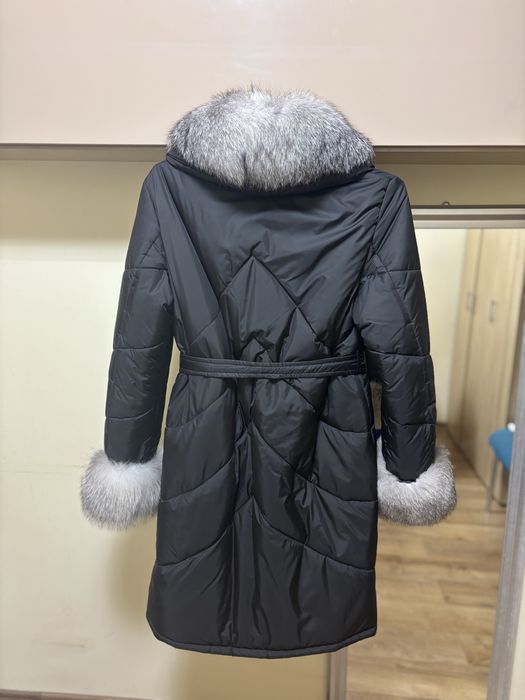 Geacă/palton dama elegant de iarna, negru, cu blana naturala de vulpe