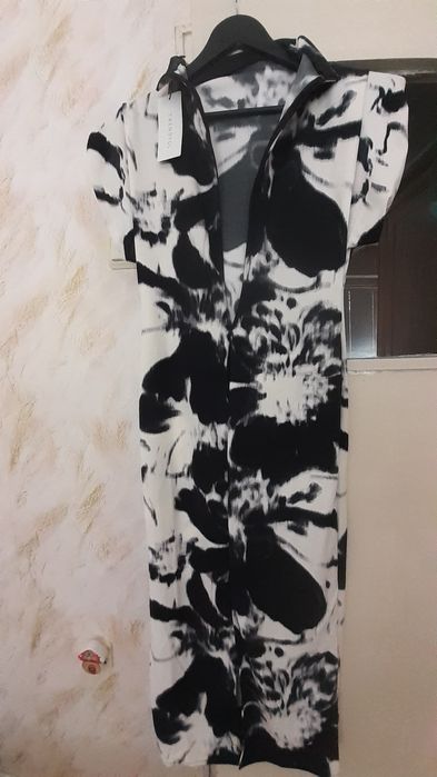 Дамска ефектна рокля