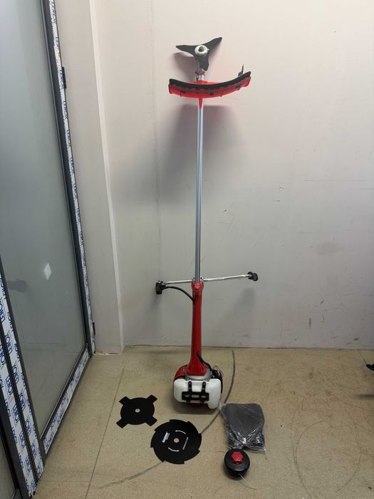 Машина за цепене на дърва 52cm 7t 2300W / Коса бензинова с нож и корда