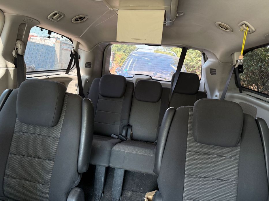 на части Chrysler Gr Voyager 2.8 crdi автоматик 2008 година