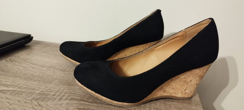 Високи обувки 39 номер