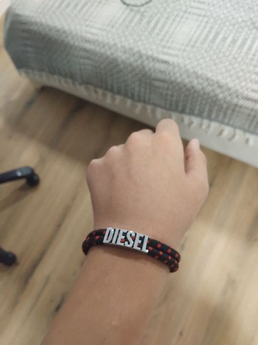 сребърна гривна Diesel