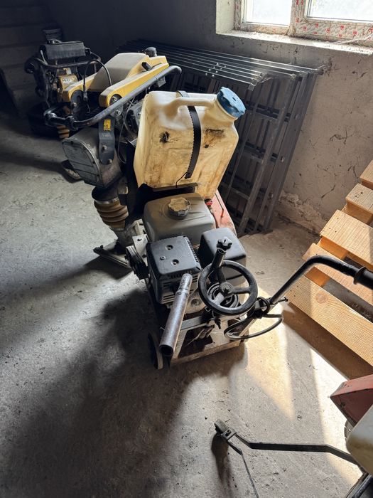 Masina de taiat asfalt si beton