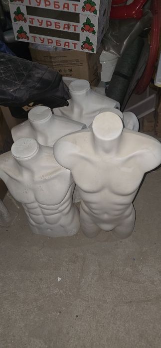 2000тг/шт продам маникен
