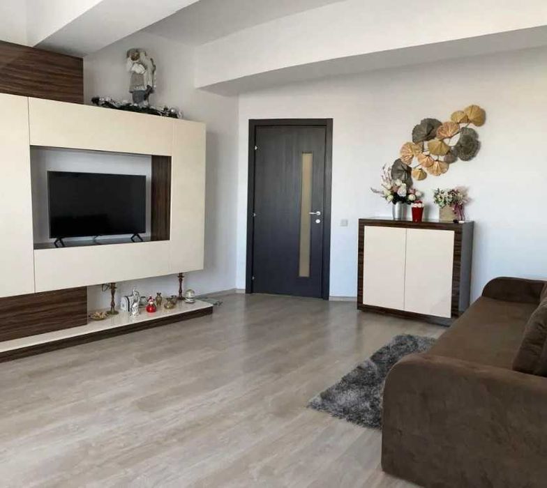 Дава се под наем Двустаен апартамент в Пловдив, Каменица 2 - 60 кв.м за 260.1 € - Снимка #1