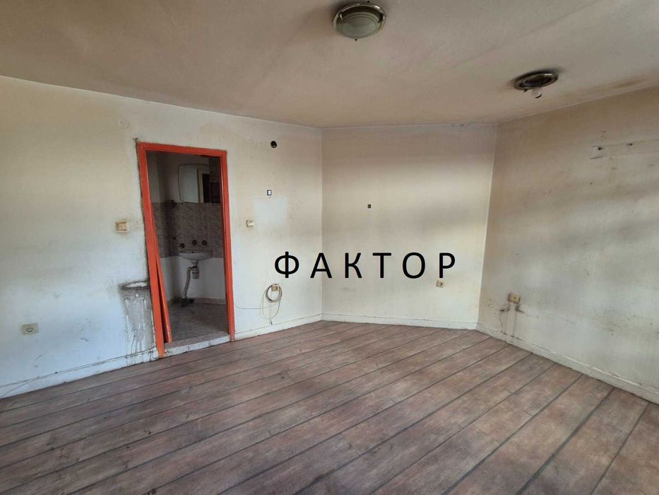 Продава се Офис в Пловдив, Мараша - 25 кв.м за 1560 €/кв.м - Снимка #1