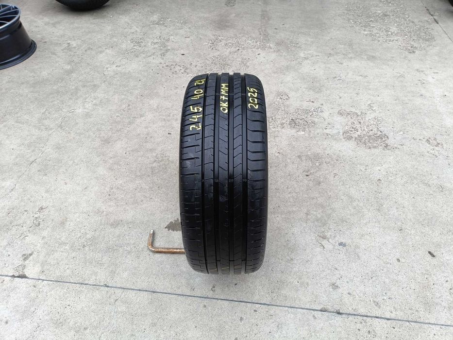 O anvelopa de vara 245 40 21 pirelli p zero pz4 profil 7 mm dot 2025
