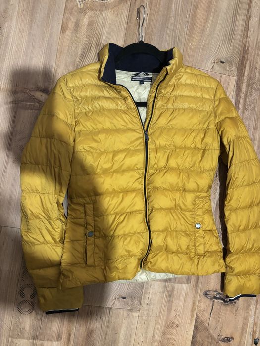 Tommy Hilfiger пухна яке горчица