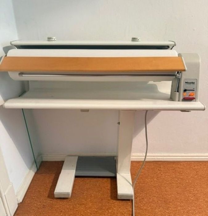Calandru de calcat, ideal domeniu Horeca, calcator profesionist Miele,Pfaff,Cordes,Siemens