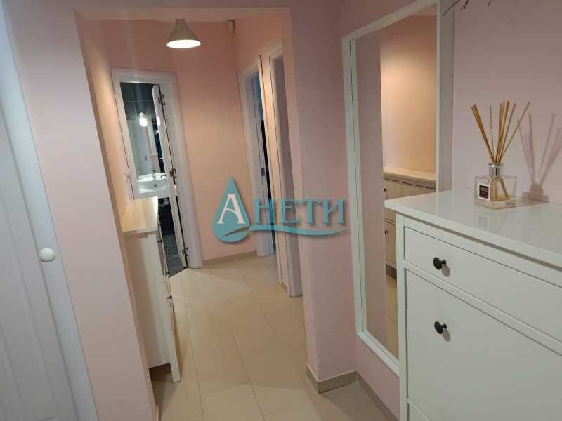 Продава се Тристаен апартамент в София, Младост 1 - 105 кв.м за 3620 €/кв.м - Снимка #7