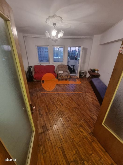 Apartament cu 3 camere in zona Crangasi — fotografia 1