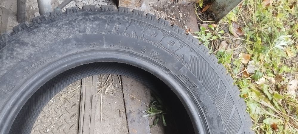 Продам комплект зимней резины ханкук
