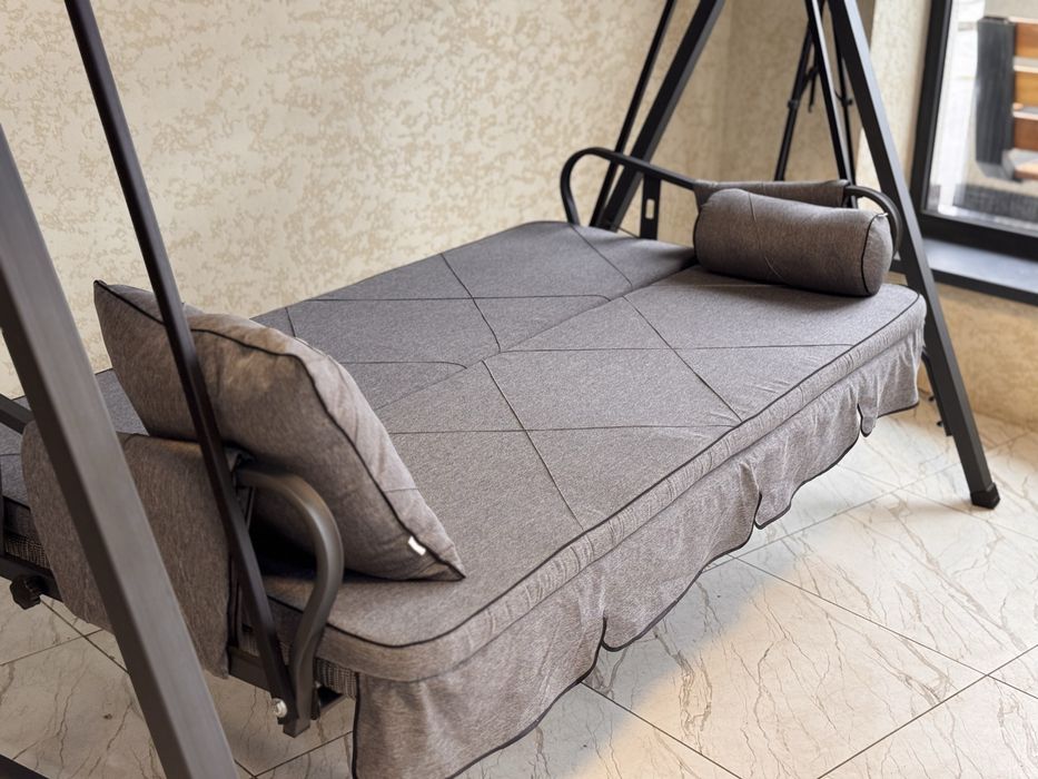 AROM – Hovli va Bog‘ uchun Mustahkam Metall Kachelilar