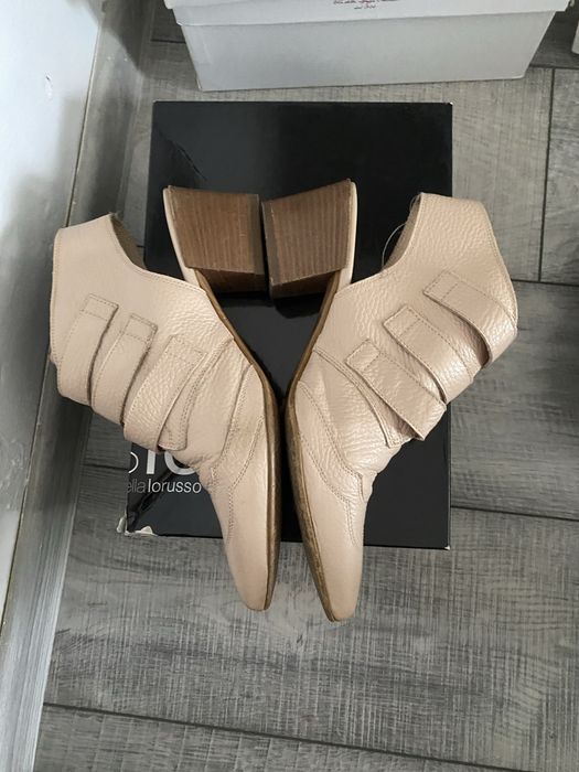 Pantofi decupati piele