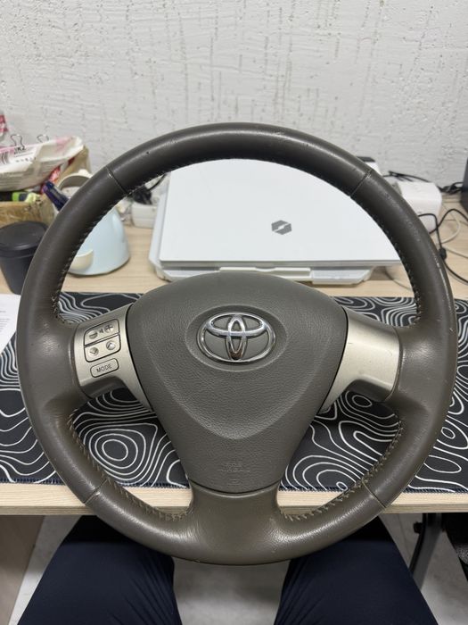 Руль в сборе Toyota Corolla