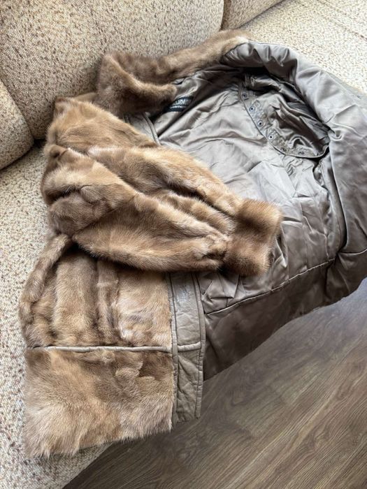 Дамско палто………..