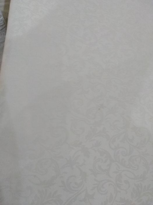 Продам шторы ,накидки для стульев