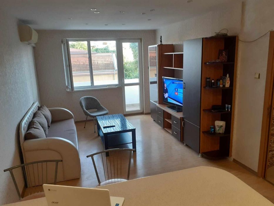 Дава се под наем Двустаен апартамент в Варна, Център - 70 кв.м за 600 € - Снимка #5