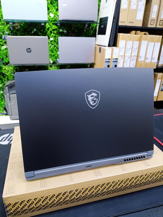 MSI Thin 15 2050