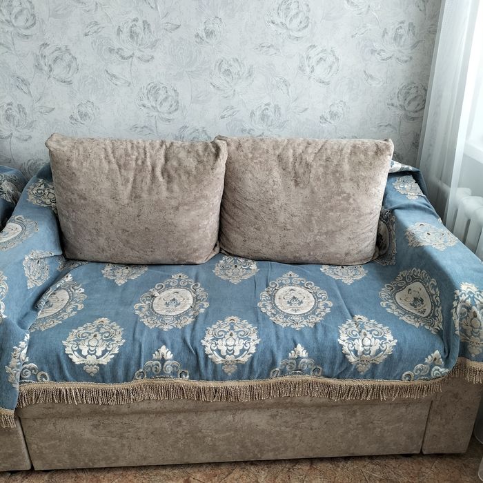 мини диван на 2 место