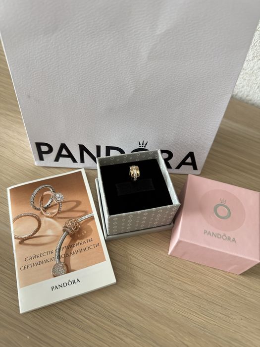 Клипса Pandora оригинал золото 585