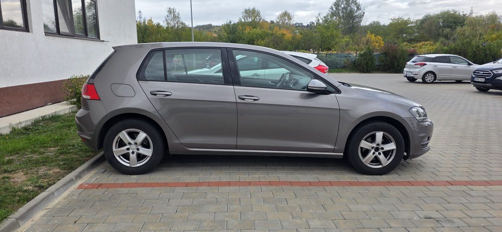 Vand golf 7 din 2016 1200 benzina euro 6