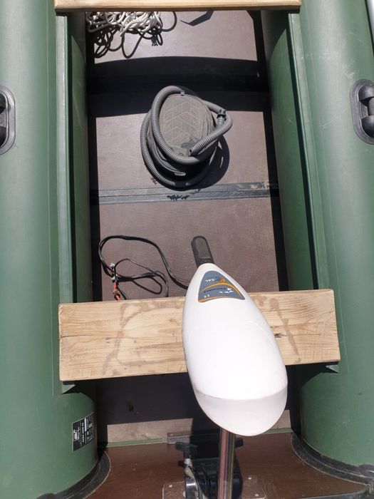 Продам лодку Аква 2800 возможен торг