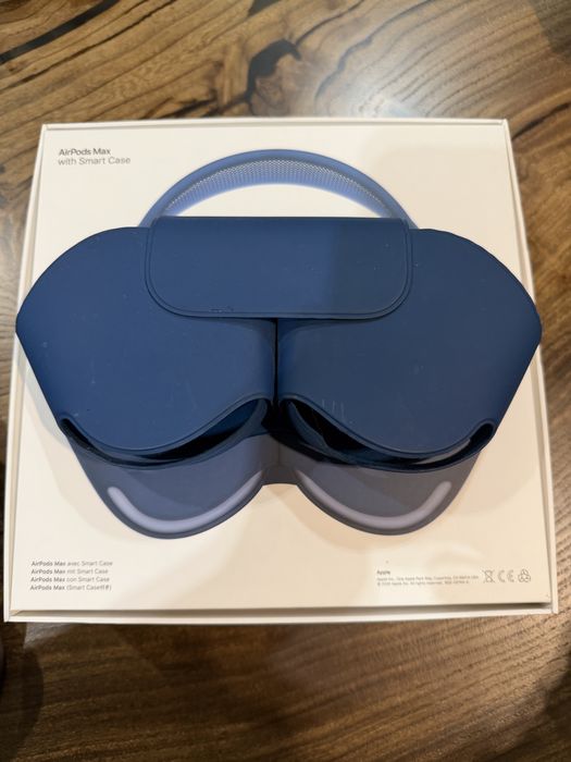 AirPods Max sky blue gen1