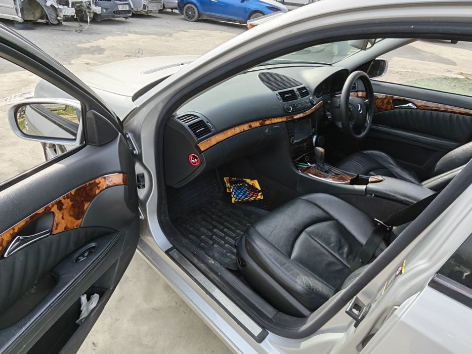 Mercedes E320 CDI  На части
