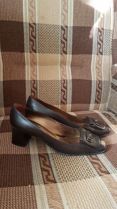 Pantofi piele, maro, Italia, masura 40 1/2,