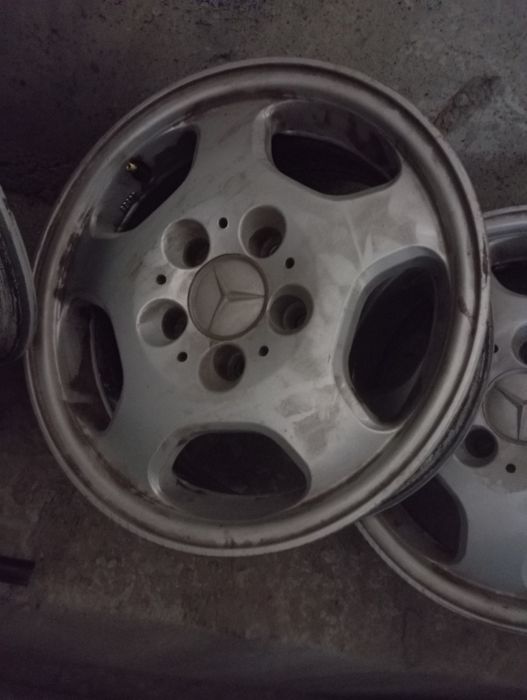 Запчасти Мерседес