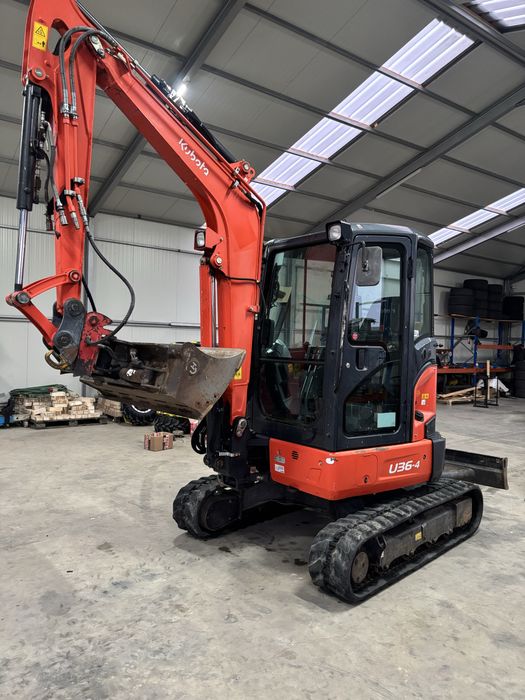 Miniexcavator KUBOTA U36-4 2019 / 2.300 ore / accept variante