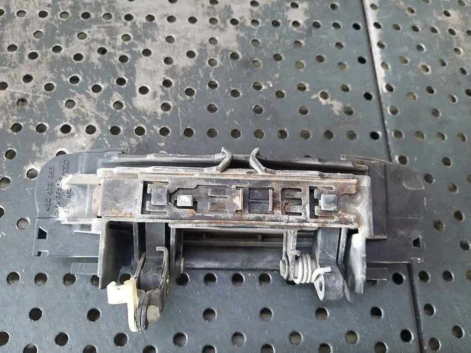 Maner usa dreapta fata audi a3 8l 4b0839885